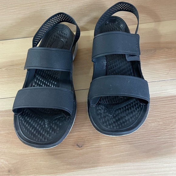 Crocs Women’s Literide 360 Sandals - Picture 2 of 7